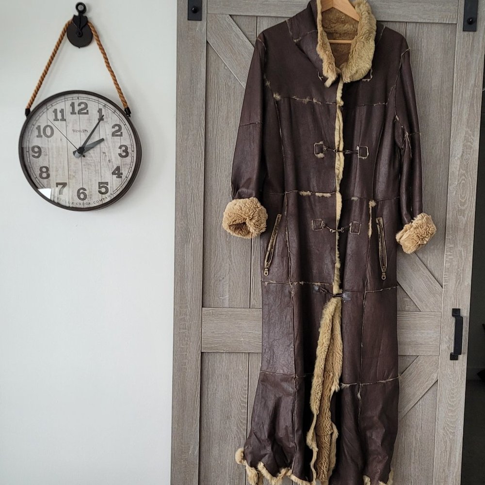 Unique Leather Winter Coat (Runway piece), size M, brown